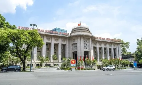 Ngân hàng Nhà nước tăng mạnh bơm vốn, hỗ trợ thanh khoản cuối quý