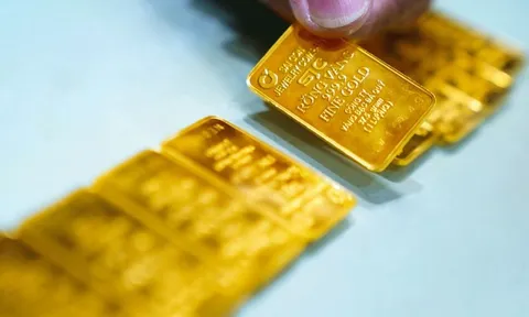 Giá vàng sáng 3/7 tăng nhẹ, tiến sát mốc 121 triệu đồng/lượng