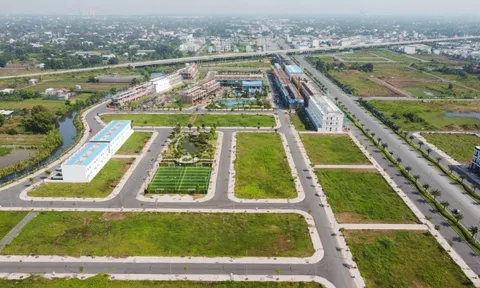 Phân lô bán nền theo ranh giới hành chính: 'Đúng luật nhưng chưa trúng thực tế'