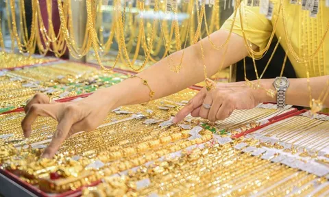 Giá vàng hôm nay 20/5: Vàng thế giới lao dốc, trong nước giảm hơn 1 triệu đồng/lượng