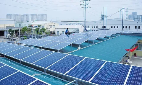 Nới cơ chế bán điện mặt trời mái nhà, cho phép bán tới 50% sản lượng điện dư