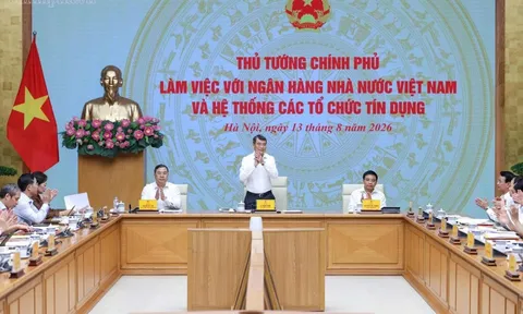 Thủ tướng yêu cầu NHNN xác định “điểm cân bằng” giữa yêu cầu kiểm soát lạm phát và hỗ trợ tăng trưởng