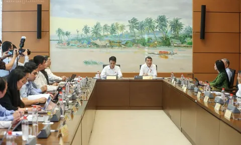 Thủ tướng Lê Minh Hưng: Nhà trước hết là để người dân có chỗ ở