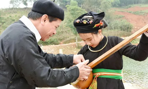 Đàn Tính: "Đứa con tinh thần” của người Tày Lào Cai