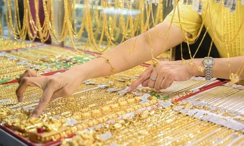 Giá vàng và ngoại tệ ngày 9/10: Vàng SJC ở quanh mức 142,5 triệu đồng/lượng