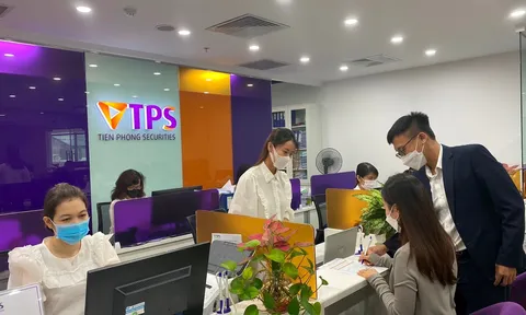Chứng khoán Tiên Phong (TPS): Tiền mặt giảm 85%, khoản phải thu tăng gấp 28 lần
