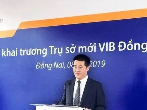 Phó Tổng Giám đốc VIB vừa chi hơn 50 tỷ mua cổ phiếu ngân hàng