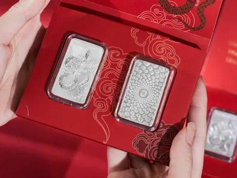 Đầu năm có nên mua bạc?