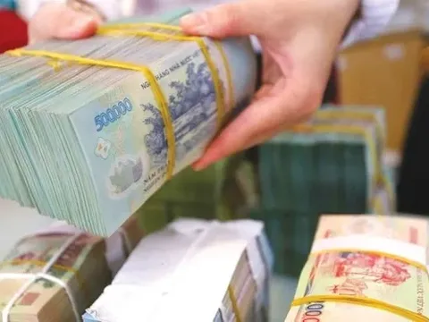 Ngân sách nhà nước bội thu hơn 300 nghìn tỷ đồng