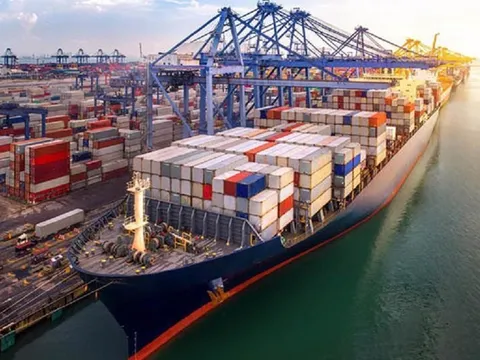 Việt Nam vươn lên thành thị trường xuất khẩu lớn thứ 8 của Singapore