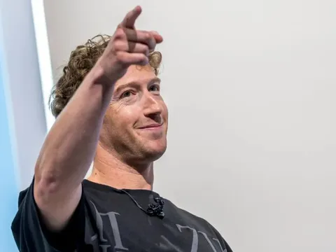Giấc mơ AI nghìn tỷ USD của Mark Zuckerberg: Vung núi tiền chiêu mộ phù thủy dữ liệu, tái thiết Meta thành cỗ máy siêu trí tuệ vô địch thiên hạ