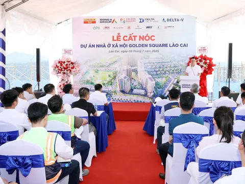 Cất nóc 2 tòa nhà thuộc dự án NOXH Golden Square Lào Cai