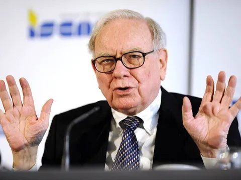 Lời cảnh báo của huyền thoại Warren Buffett về nền kinh tế Mỹ