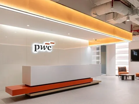 PwC Việt Nam: Doanh thu lao dốc, lợi nhuận giảm gần 57%