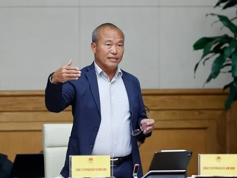 Chủ tịch Nam Long chuyển nhượng hơn 15 triệu quyền mua cổ phiếu NLG cho 2 con trai