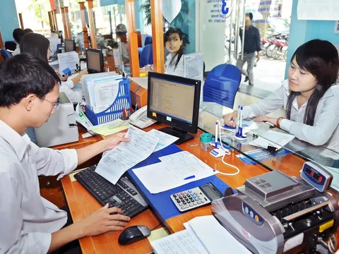 Thủ tướng chỉ đạo hoàn thành cắt giảm tối thiểu 30% điều kiện kinh doanh trước 31/12/2025