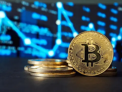 Tiếp tục bị bán tháo, Bitcoin rơi xuống dưới 73.000 USD
