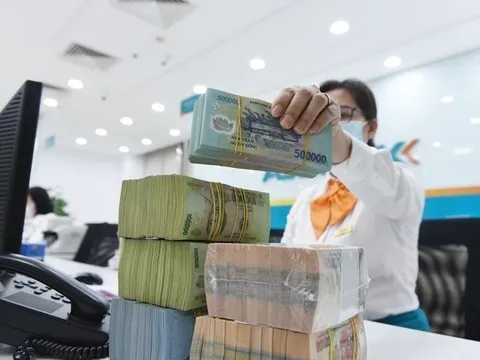 Ngân hàng đồng loạt nâng lãi suất tiền gửi, liên tiếp xuất hiện các mức từ 8 - 8,5%/năm