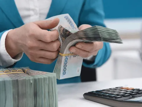 NHNN bơm ròng hơn 34.000 tỷ đồng, lãi suất liên ngân hàng biến động mạnh