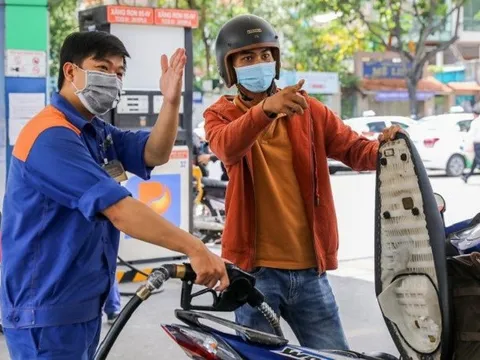 Giá xăng dầu có thể tăng mạnh vào ngày mai (11/10)