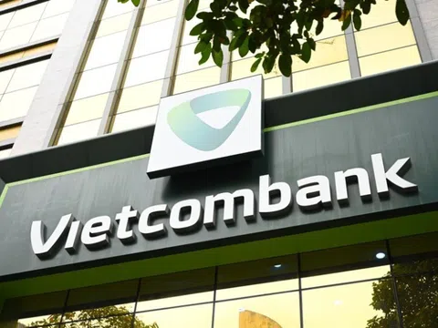 "Ông lớn" Vietcombank bất ngờ giảm đồng loạt lãi suất cho vay hỗ trợ khách hàng năm 2022