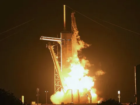 NASA và SpaceX đưa phi hành đoàn thứ 6 lên trạm ISS