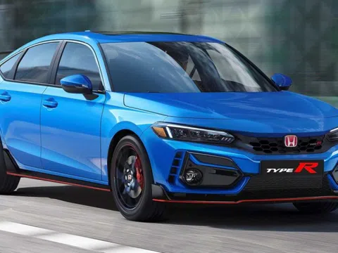 Honda Civic được giảm giá cả trăm triệu đồng tại đại lý