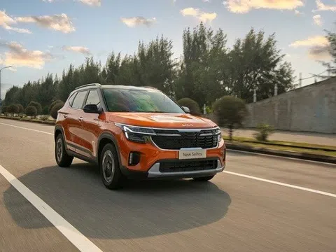 KIA Seltos 2024: Giá từ 599 triệu đồng, thêm nâng cấp tiện nghi và an toàn