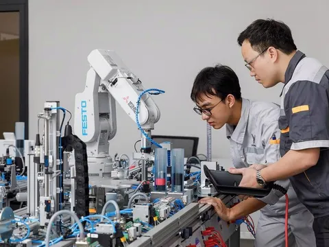 Hà Nội rà soát chính sách hỗ trợ việc làm và đào tạo nghề