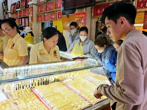 Giá vàng và ngoại tệ ngày 3/3: Nhẫn trơn và miếng SJC tăng tiếp, USD trên mốc 107