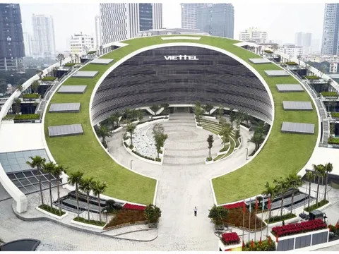 Viettel lãi kỷ lục, lương nhân viên vượt 50 triệu đồng/tháng