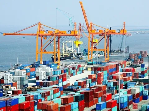 Bốn lĩnh vực được kỳ vọng dẫn dắt tăng trưởng cuối năm 2025