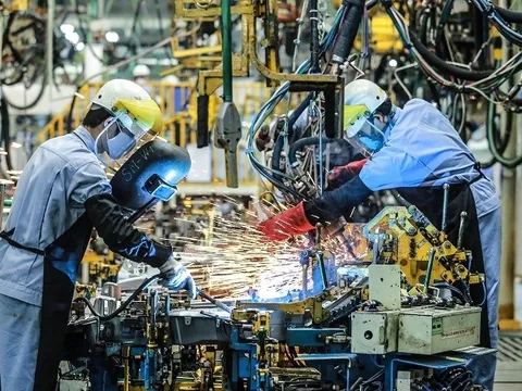 Sản xuất công nghiệp tiếp tục duy trì đà tăng trưởng mạnh mẽ