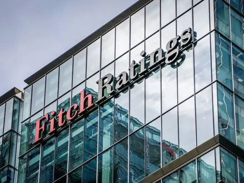 Fitch Ratings nâng hạng công cụ nợ Việt Nam, tín hiệu tích cực cho vốn ngoại
