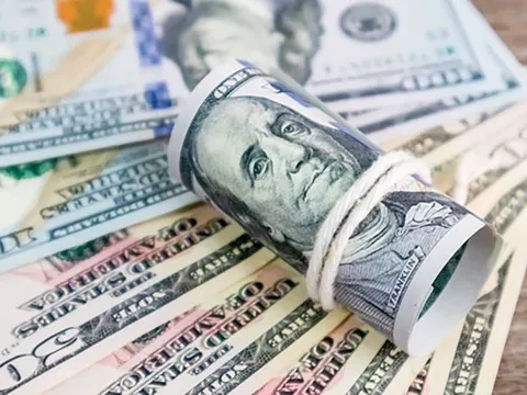Tỷ giá USD hôm nay 13.2: USD trong nước biến động nhẹ, thế giới chờ tín hiệu từ Fed