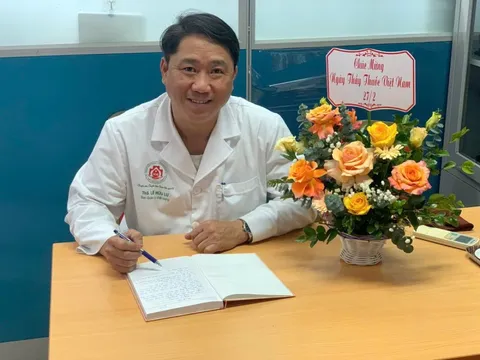 Trung tá Bệnh viện 108 kịp thời cấp cứu nạn nhân nguy kịch trên đường Trung Kính, Hà Nội