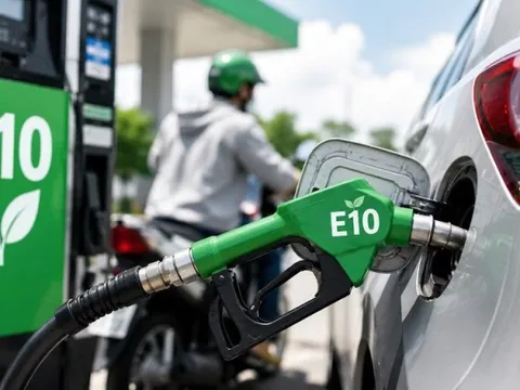 Có cần xả hết nhiên liệu cũ trước khi chuyển sang xăng E10?