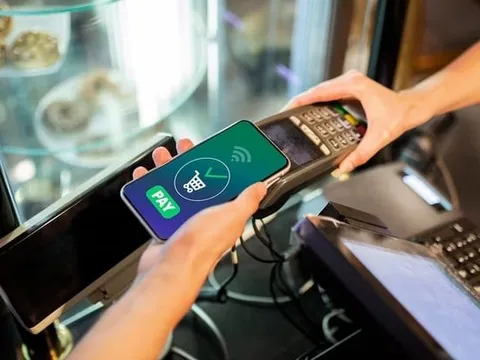 Ngân hàng tính lưu hồ sơ giao dịch đáng ngờ, chuyển tiền điện tử trong 5 năm