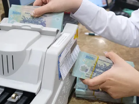 NHNN làm rõ quy định giám sát phòng chống rửa tiền với khách VIP