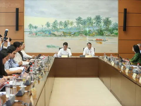 Thủ tướng Lê Minh Hưng: Nhà trước hết là để người dân có chỗ ở