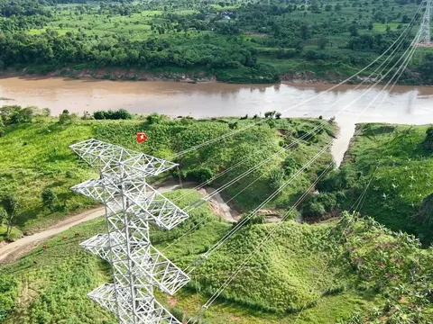 Savan 1, dòng điện xuyên biên giới và vai trò của kinh tế tư nhân