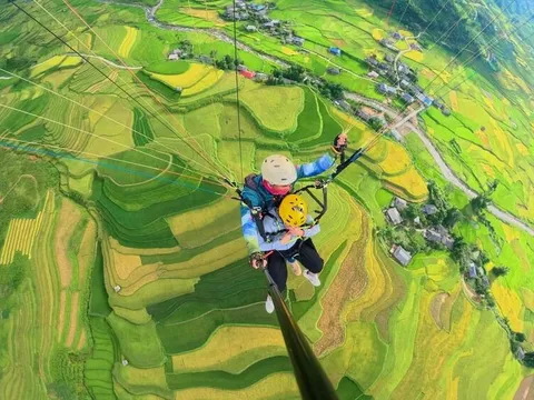 Hoạt động dù lượn “Bay trên mùa nước đổ” tại Tú Lệ sẽ khai mạc vào ngày 29/4/2026