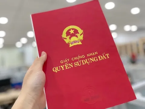 Đề xuất cấp xã được ký cấp và xác nhận biến động sổ đỏ