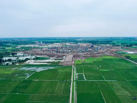 Hà Nội: Một thửa ruộng 'dính' hai dự án, đền bù chênh 55 triệu đồng/sào