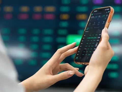 Một công ty chứng khoán đổi chủ, xuất hiện nhiều ứng viên lãnh đạo đến từ Sun Group và NCB