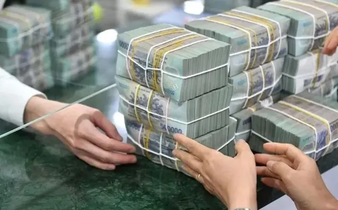 Tín dụng tăng tốc, áp lực kiểm soát nợ xấu nóng lên trong nửa cuối năm 2026