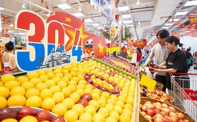 Hệ thống siêu thị, doanh nghiệp lữ hành bùng nổ khuyến mãi dịp nghỉ lễ 30/4